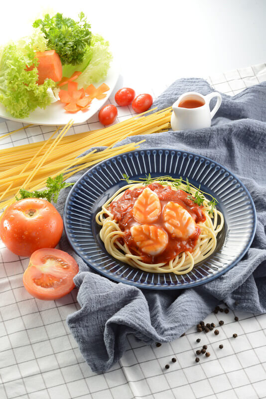 Classic Tomato Spaghetti with Prawn Paste